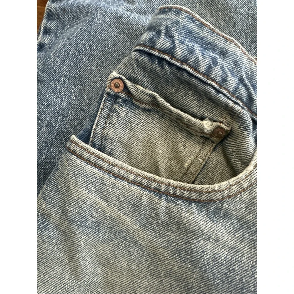 Vintage Levi's 550 Relaxed Fit Tapered Leg Jeans 40x34 Medium Wash Denim Mens